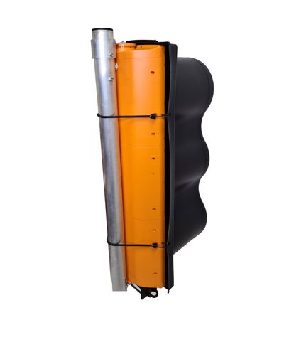 Protective housing for traffic lights