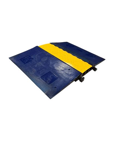 Cable protection ramp