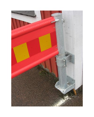 Wall mounting for BAX/BIR booms